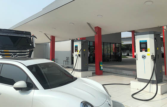 retail ev charging